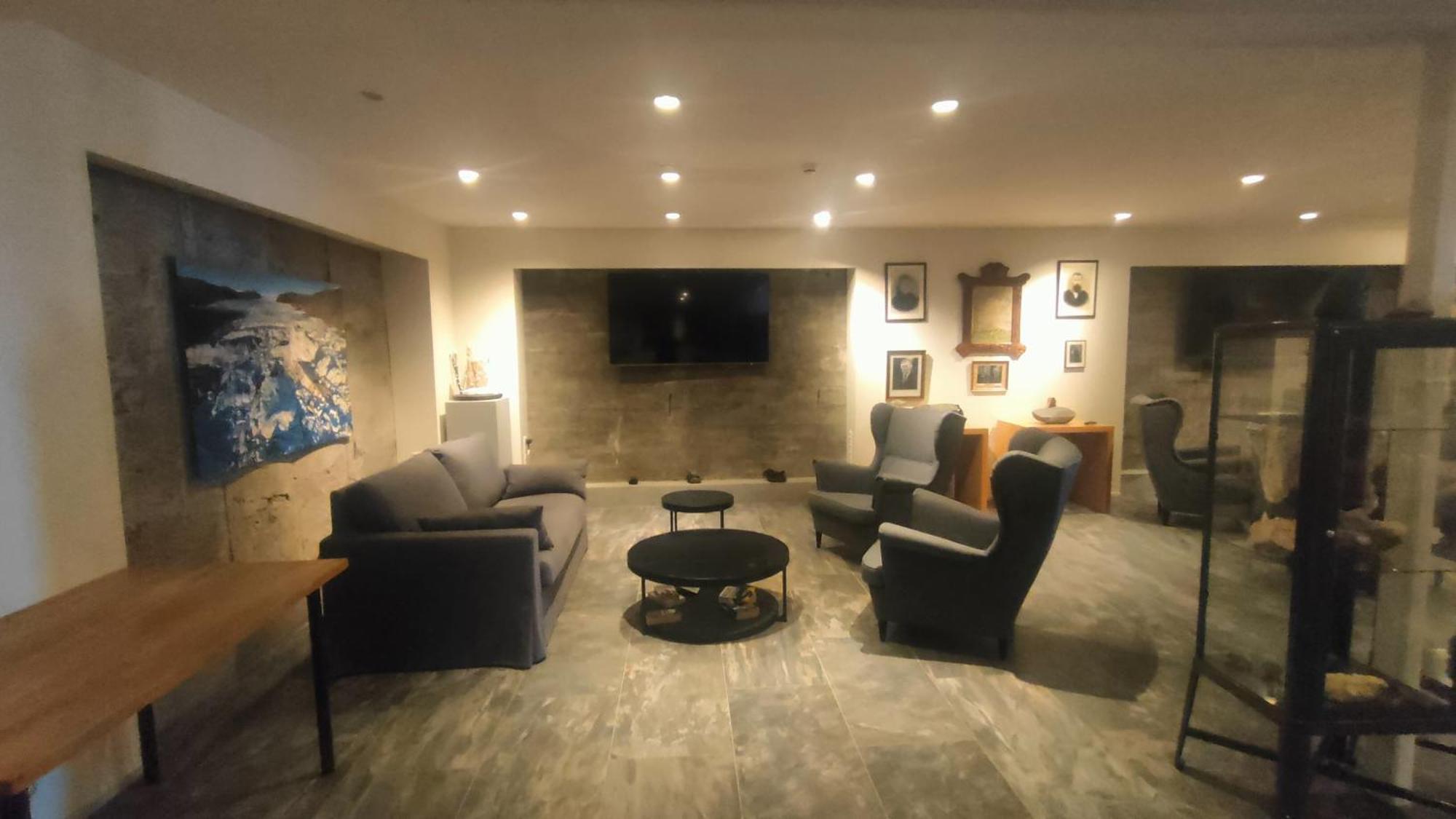 Glacier World - Hoffell Guesthouse Bagian luar foto